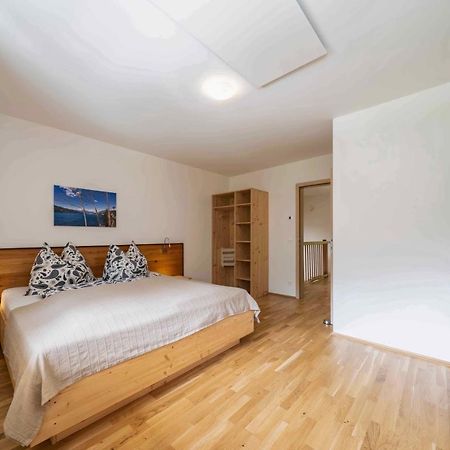 1Schoenes Ferienhaus Im Sonnigen Kaernten Döbriach Εξωτερικό φωτογραφία