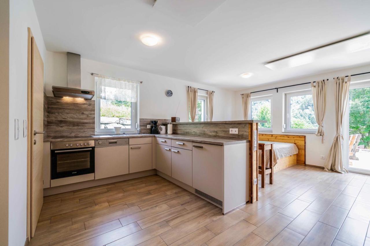 1Schoenes Ferienhaus Im Sonnigen Kaernten Döbriach Εξωτερικό φωτογραφία