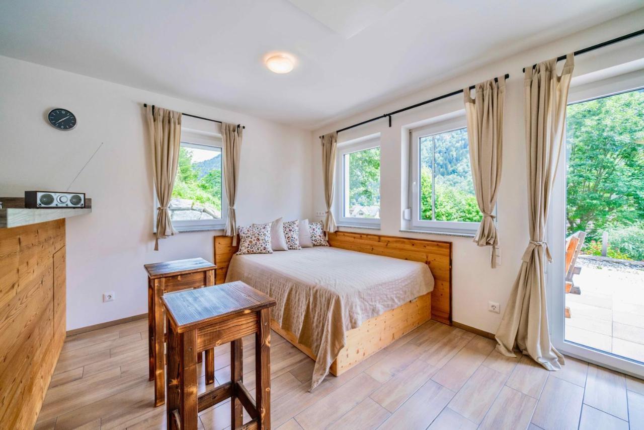 1Schoenes Ferienhaus Im Sonnigen Kaernten Döbriach Εξωτερικό φωτογραφία